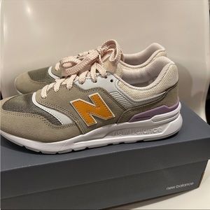 NEW BALANCE 997H TRUE CAMO WITH GOLDEN HOUR